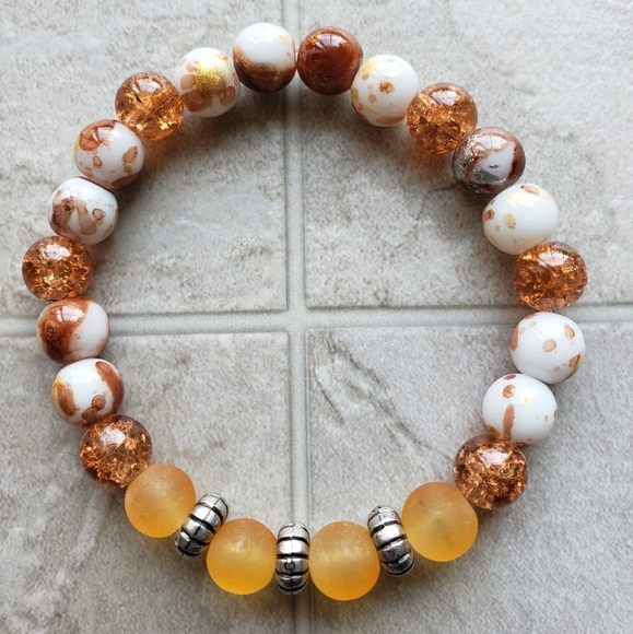 Bracelets - Picture 1 of 2